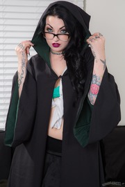 Tattooed Horny Slut Draven Star-00