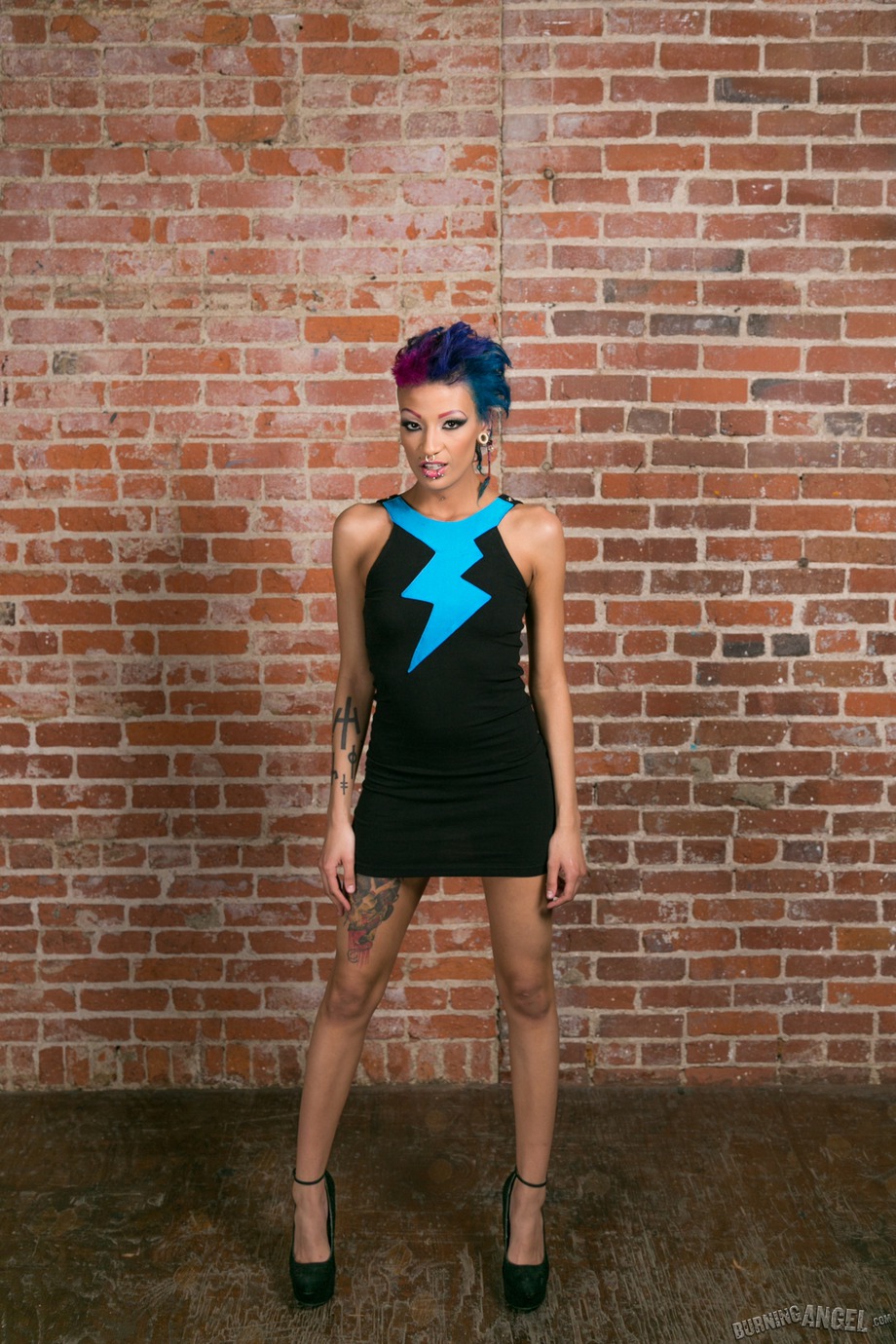 Horny Slut Roggie 00