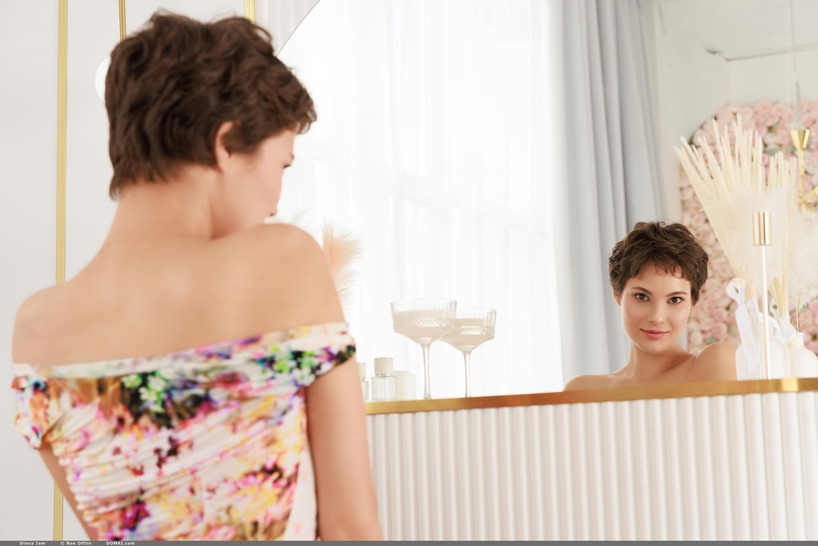 Diana Jam Blooming 01