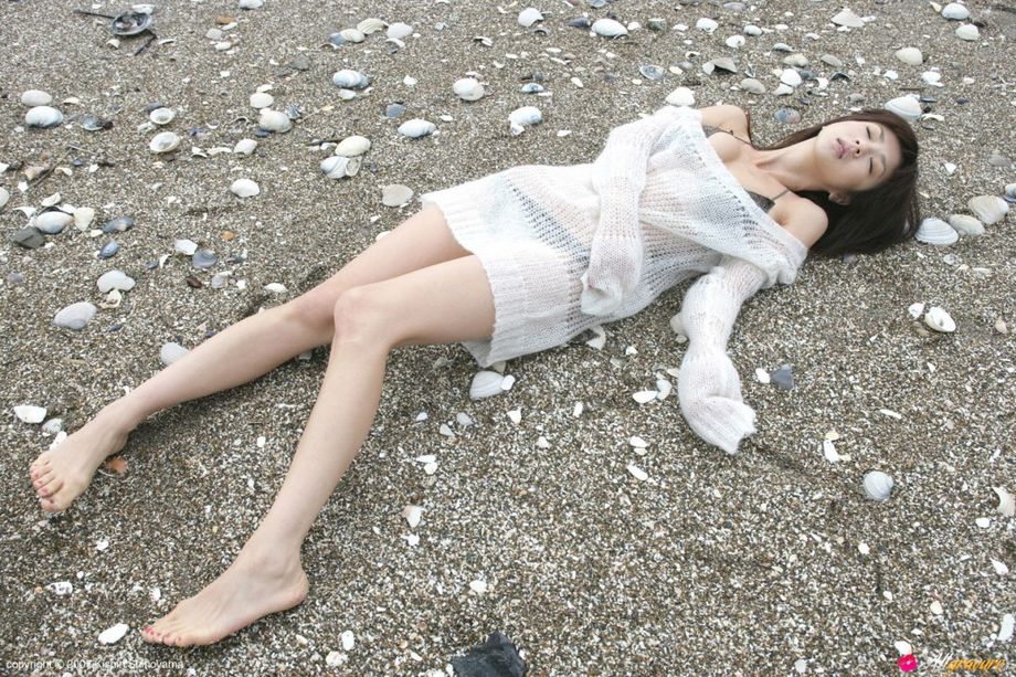 Japanese Girl Aki Hoshino 03