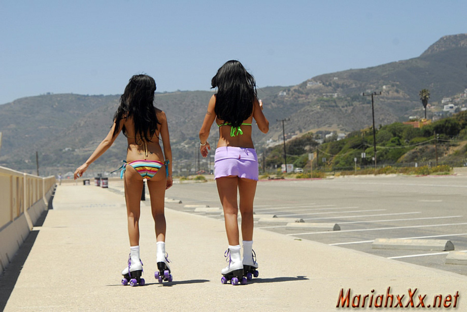 Sexy beach latinas 05