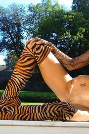 Fantastic Kathy Lee Posing Naked Outdoor-10