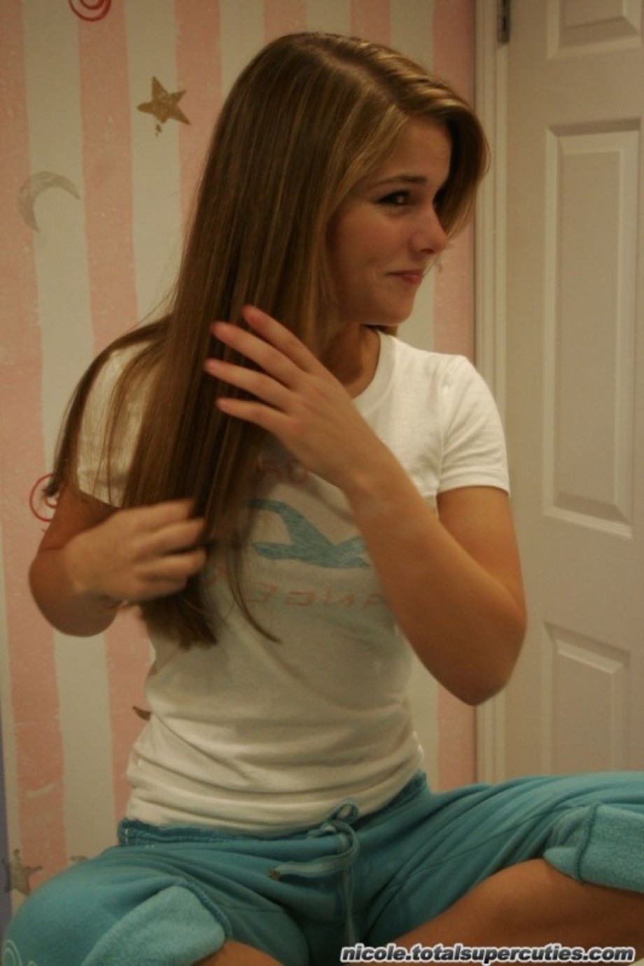 Nicole Super Teen Cutie 09