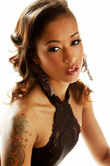 Hot Tattooed Skin Diamond