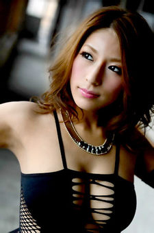 Beautiful Japanese Babe Nami Hoshino 