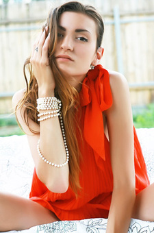 Mary Cayne Gets Nude Outside