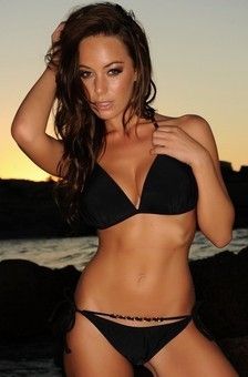 Beach Beauty Lindsey Strutt